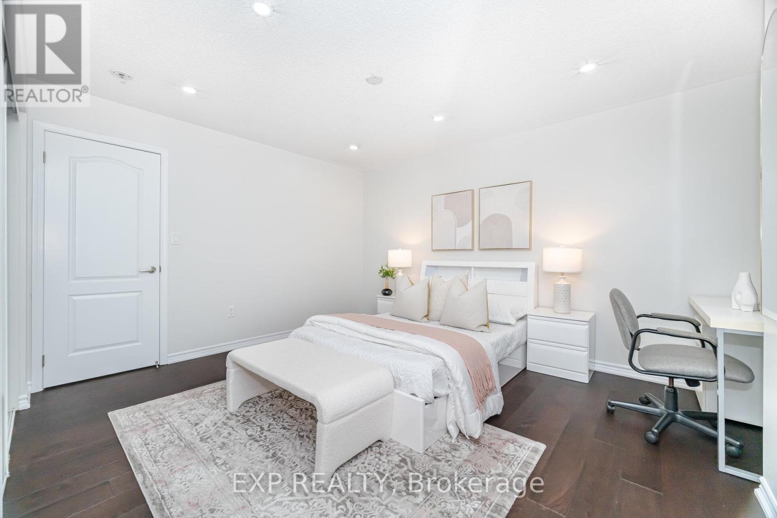 573 Langholm Street, Milton, Ontario  L9T 9A2 - Photo 31 - W12585474