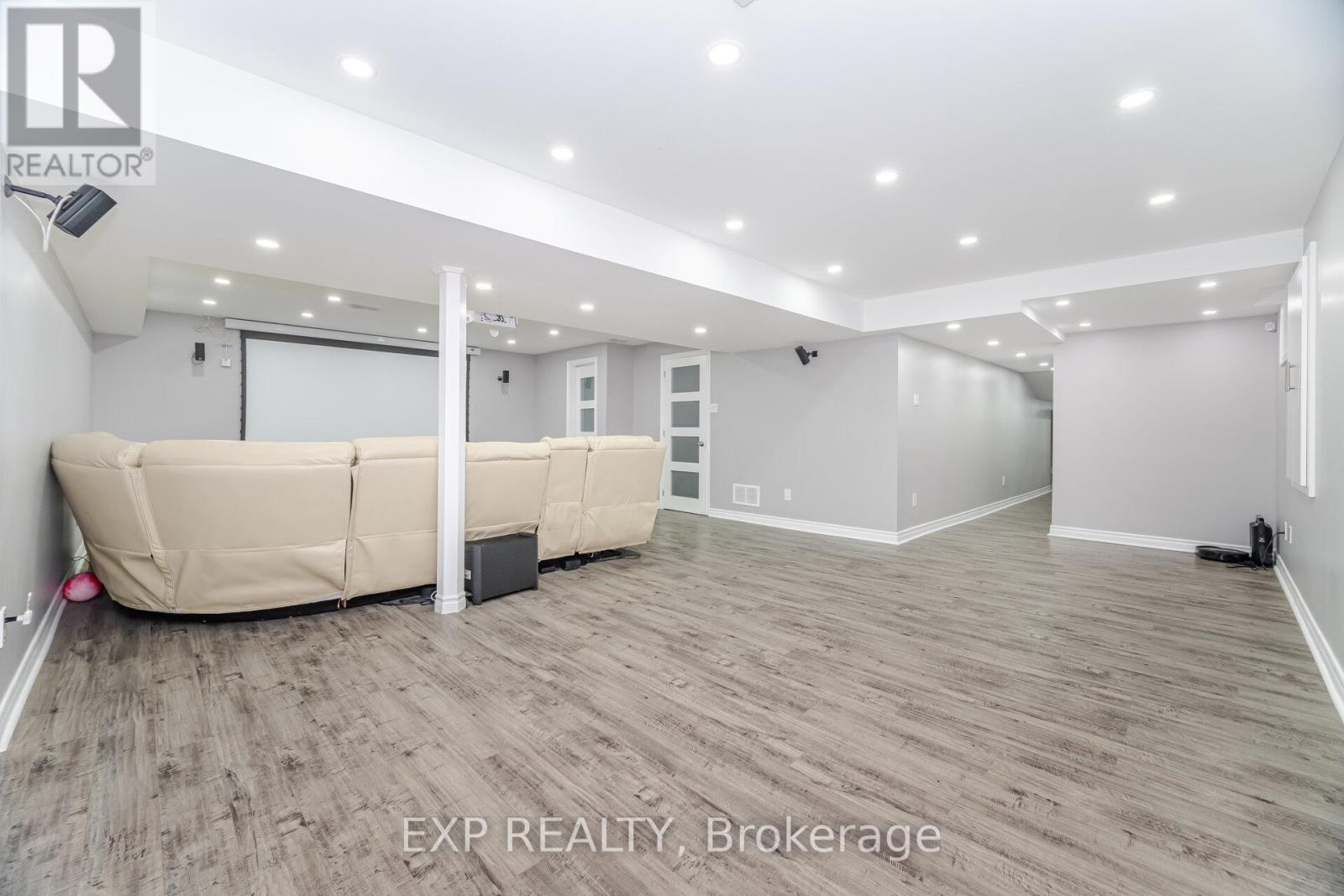 573 Langholm Street, Milton, Ontario  L9T 9A2 - Photo 36 - W12585474