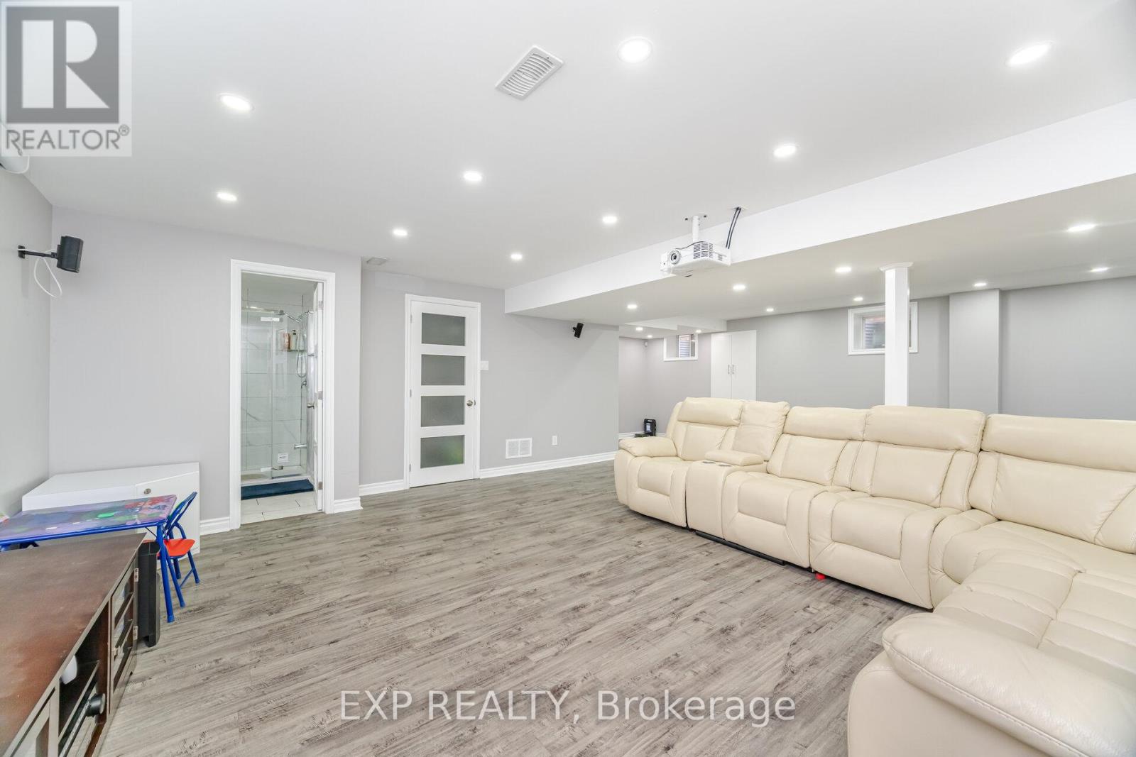 573 Langholm Street, Milton, Ontario  L9T 9A2 - Photo 40 - W12585474