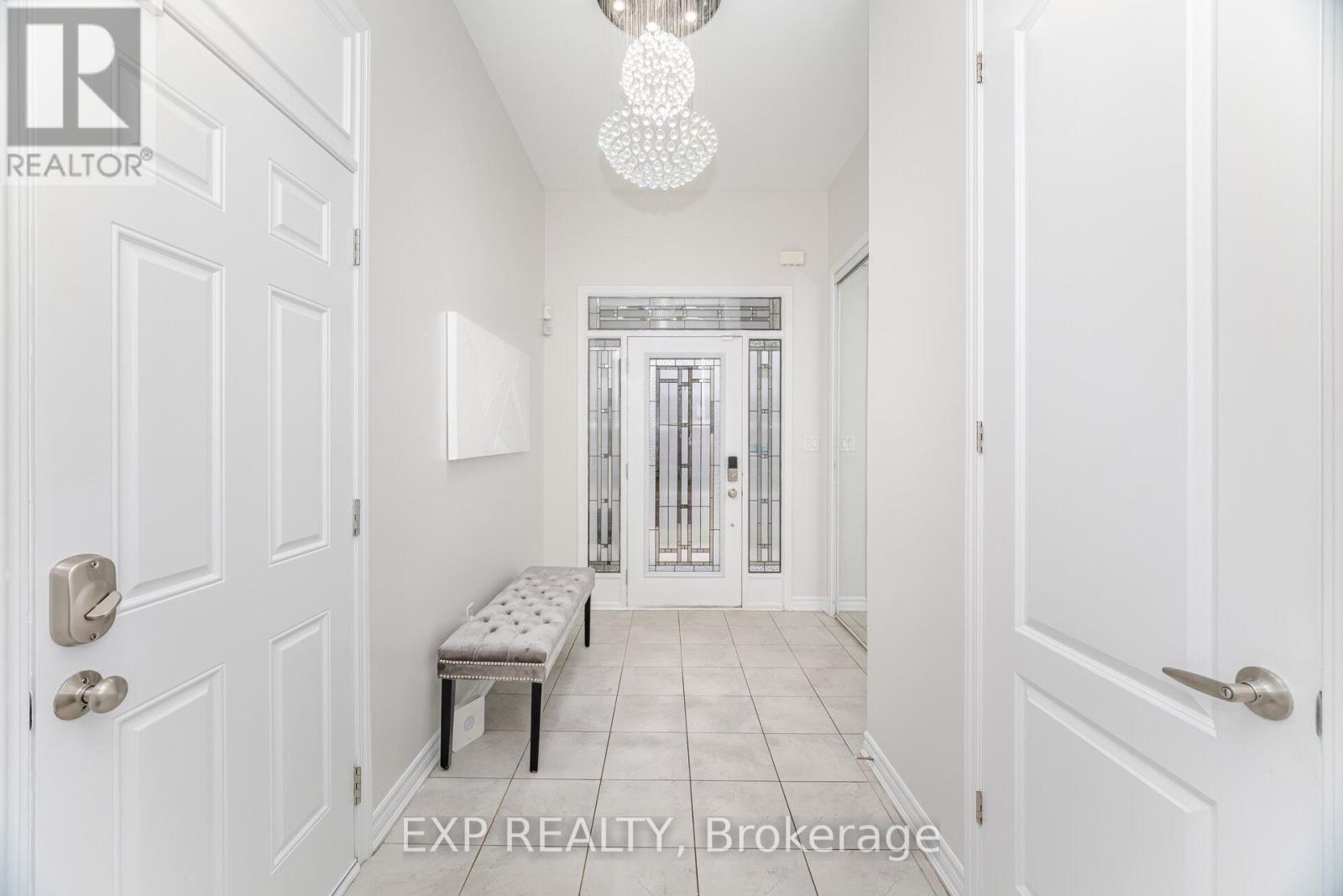 573 Langholm Street, Milton, Ontario  L9T 9A2 - Photo 6 - W12585474