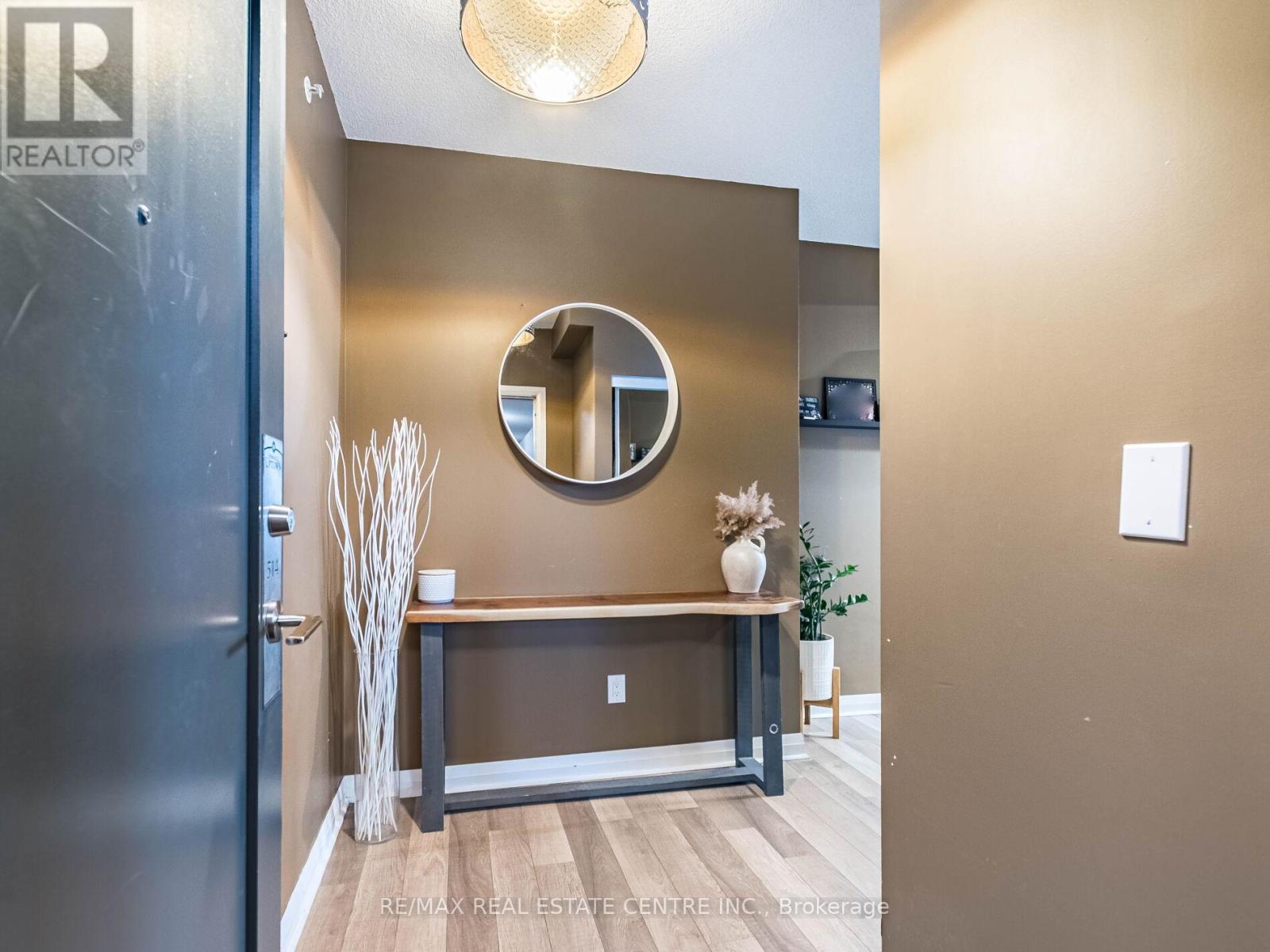 0514 - 5033 Four Springs Avenue, Mississauga, Ontario  L5R 0G6 - Photo 5 - W12585516