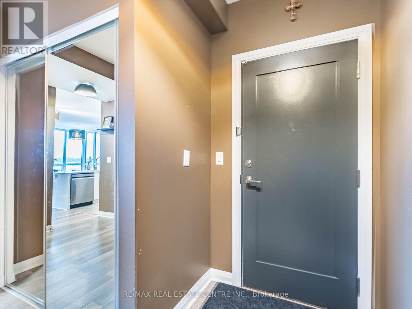 0514 - 5033 Four Springs Avenue, Mississauga, Ontario  L5R 0G6 - Photo 6 - W12585516