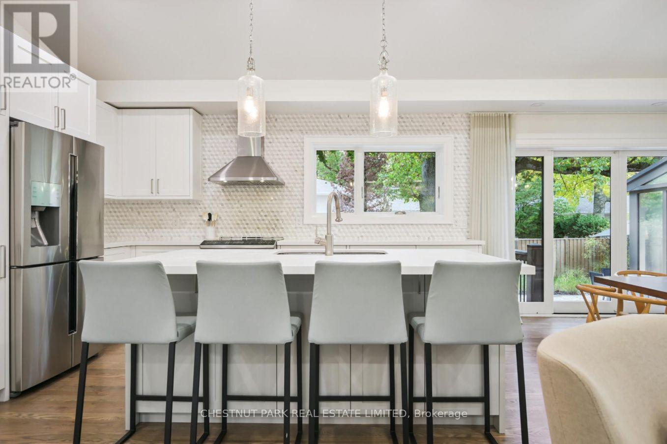 1632 Wedmore Way, Mississauga, Ontario  L5J 2J8 - Photo 19 - W12585518