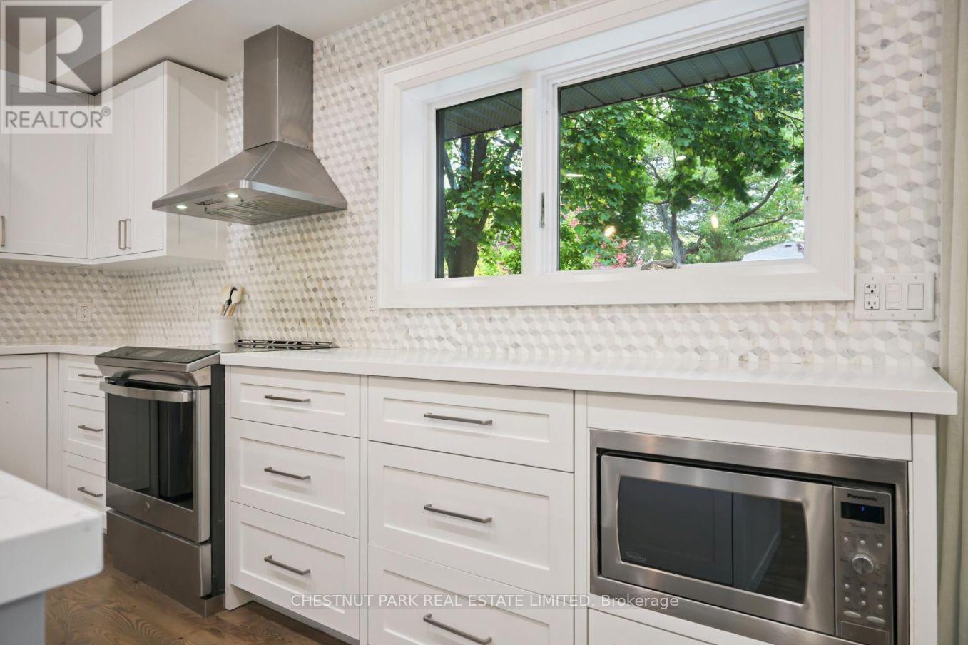 1632 Wedmore Way, Mississauga, Ontario  L5J 2J8 - Photo 21 - W12585518