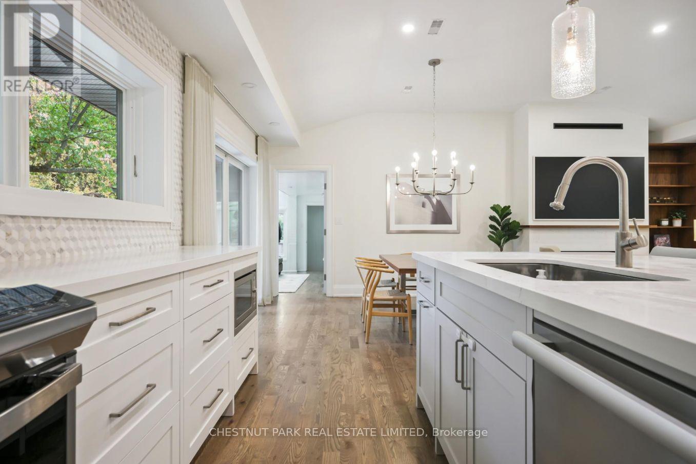 1632 Wedmore Way, Mississauga, Ontario  L5J 2J8 - Photo 22 - W12585518