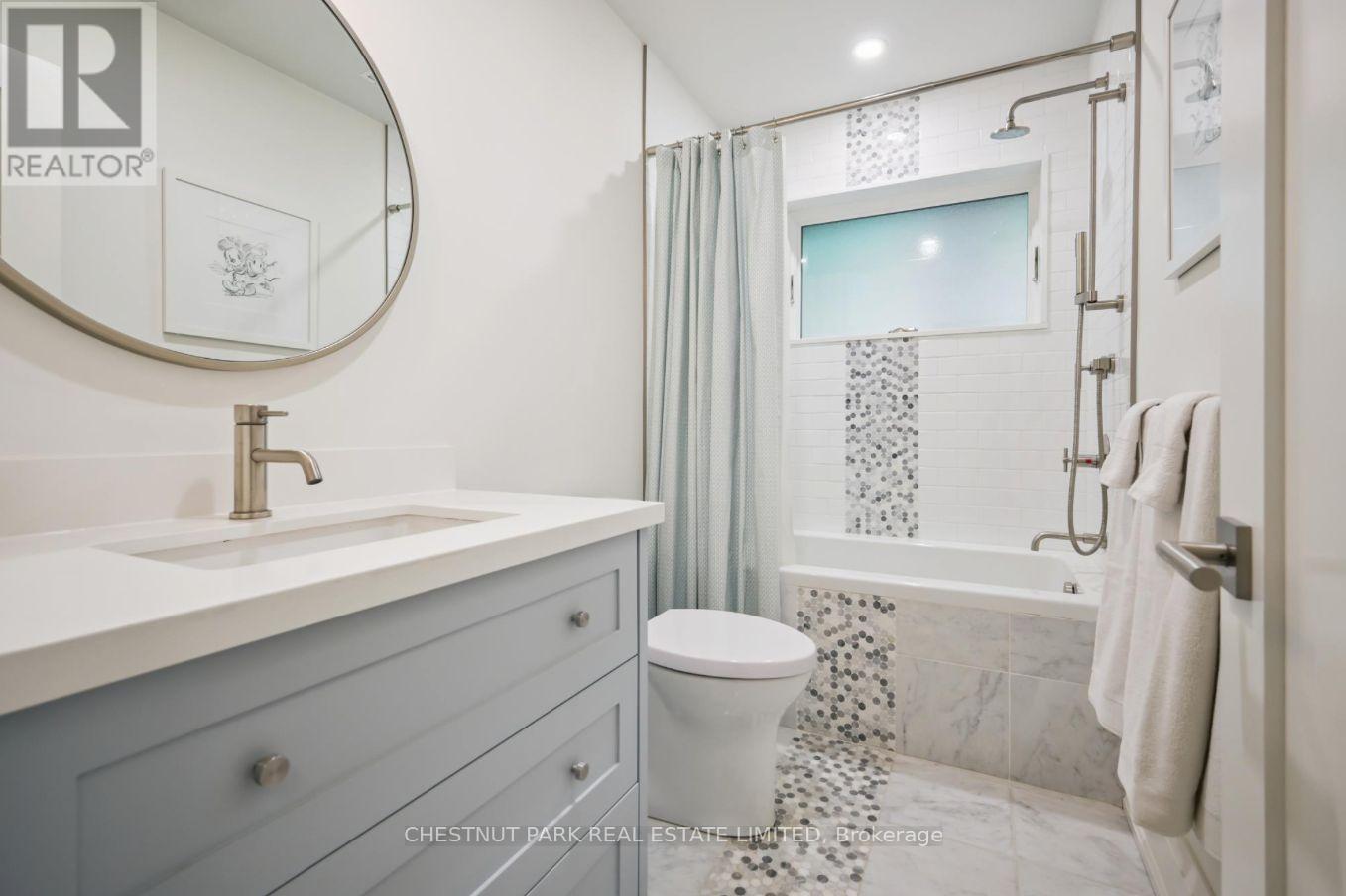 1632 Wedmore Way, Mississauga, Ontario  L5J 2J8 - Photo 28 - W12585518