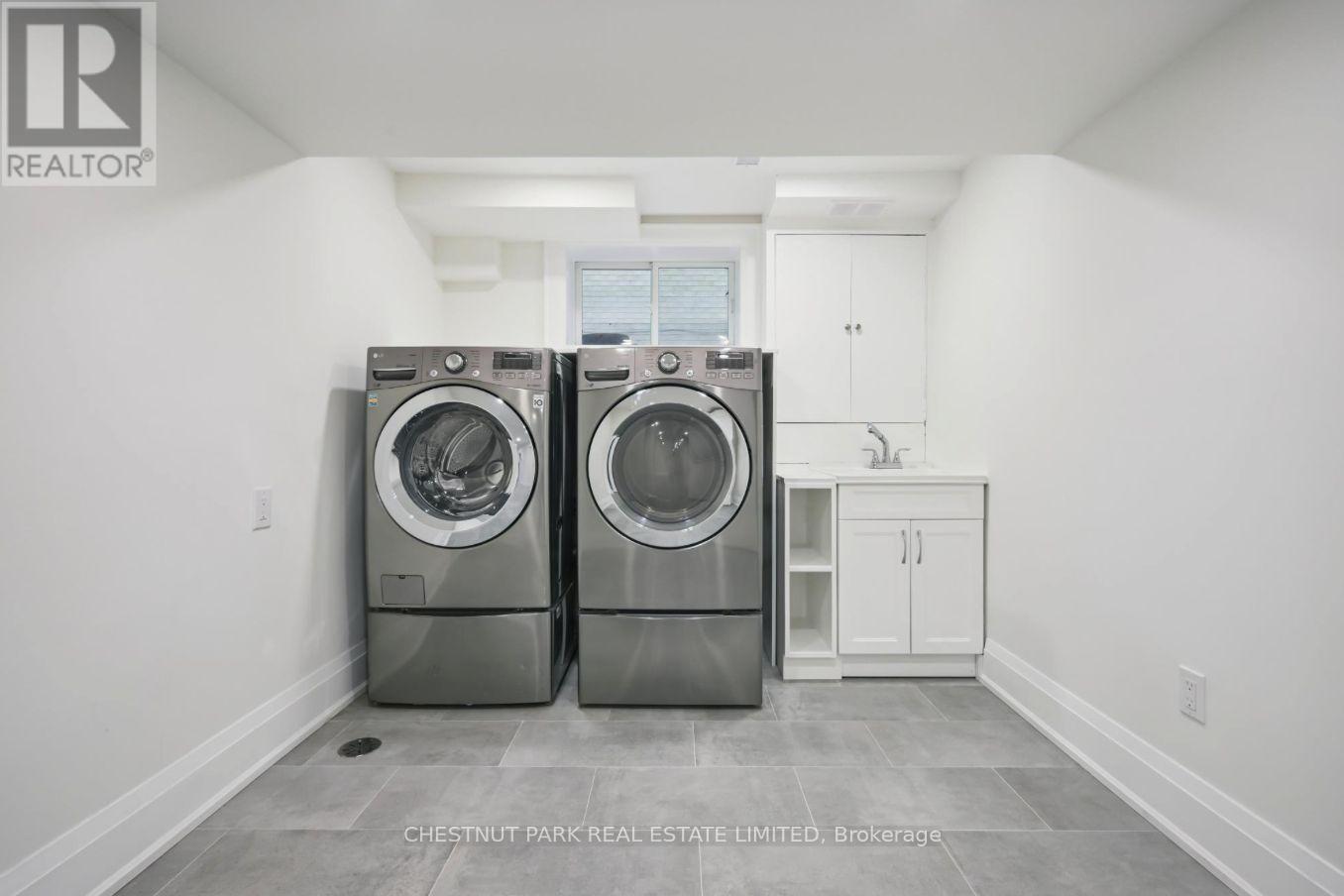 1632 Wedmore Way, Mississauga, Ontario  L5J 2J8 - Photo 41 - W12585518