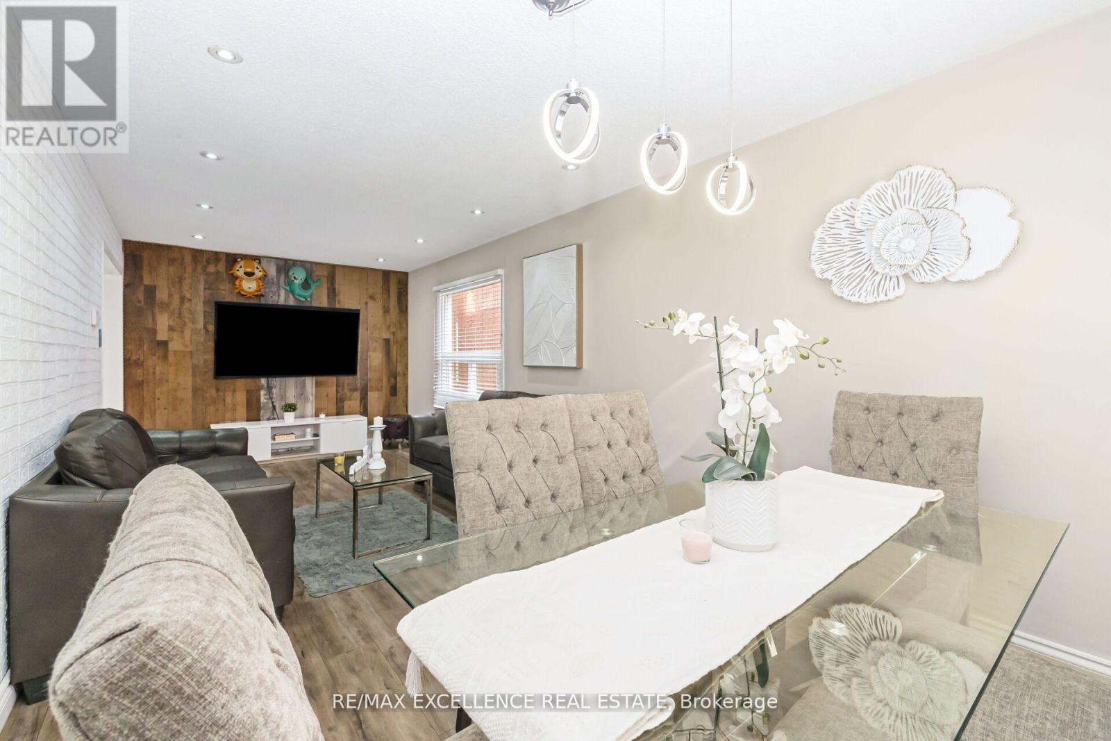 29 Faywood Drive, Brampton, Ontario  L6Y 4K3 - Photo 12 - W12585558