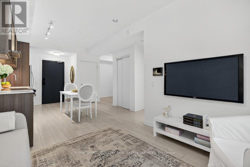 418 - 405 Dundas Street W, Oakville, Ontario  L6M 4M2 - Photo 15 - W12585560