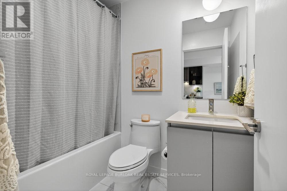 418 - 405 Dundas Street W, Oakville, Ontario  L6M 4M2 - Photo 18 - W12585560