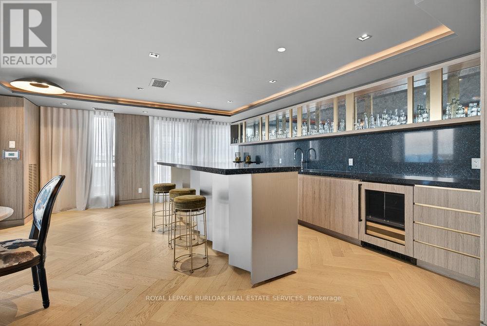 418 - 405 Dundas Street W, Oakville, Ontario  L6M 4M2 - Photo 27 - W12585560