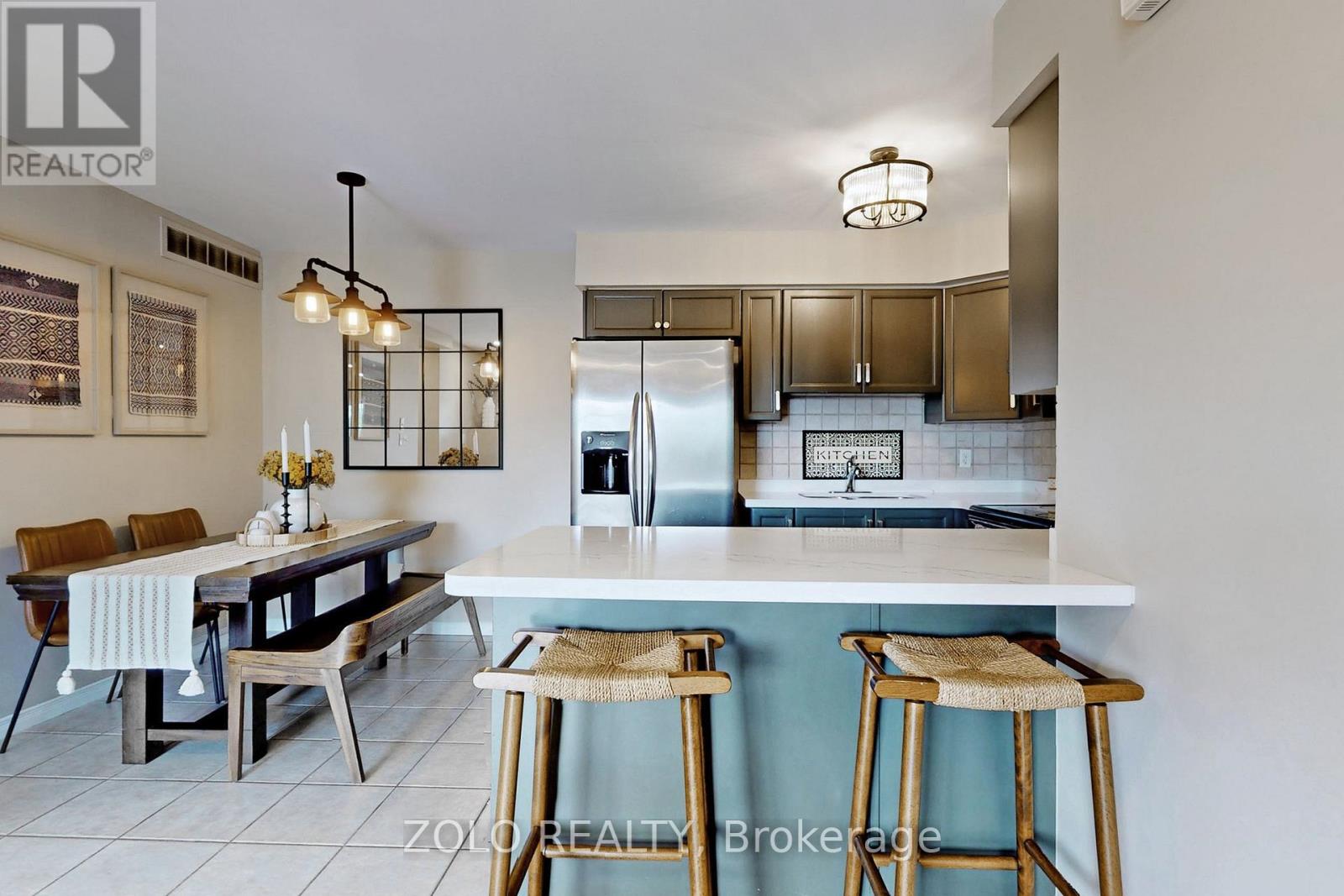 2 - 2333 Walker's Line, Burlington, Ontario  L7M 4T1 - Photo 6 - W12585584