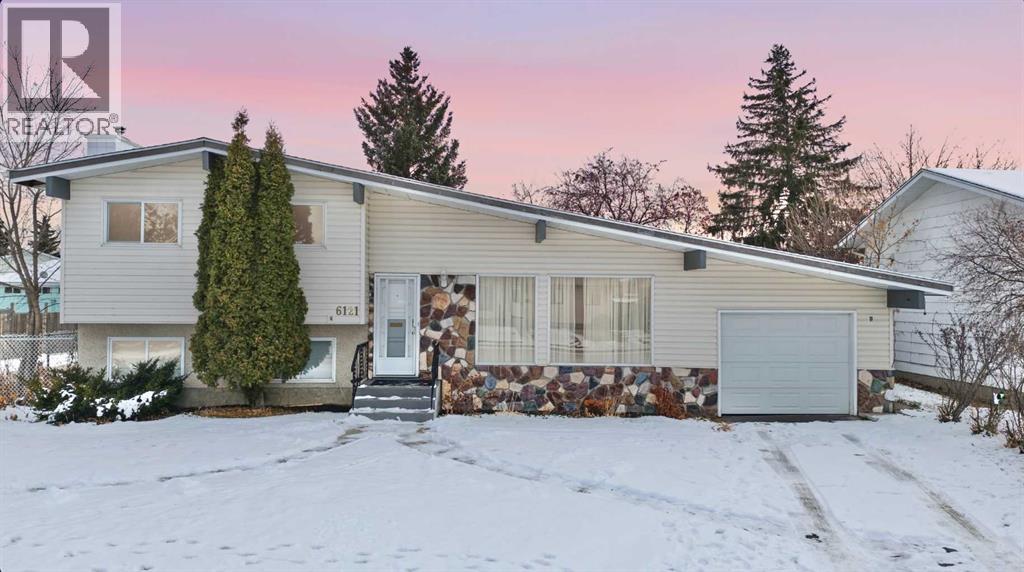 6121 Hamilton Drive, Red Deer, Alberta  T4N 5N5 - Photo 1 - A2273036