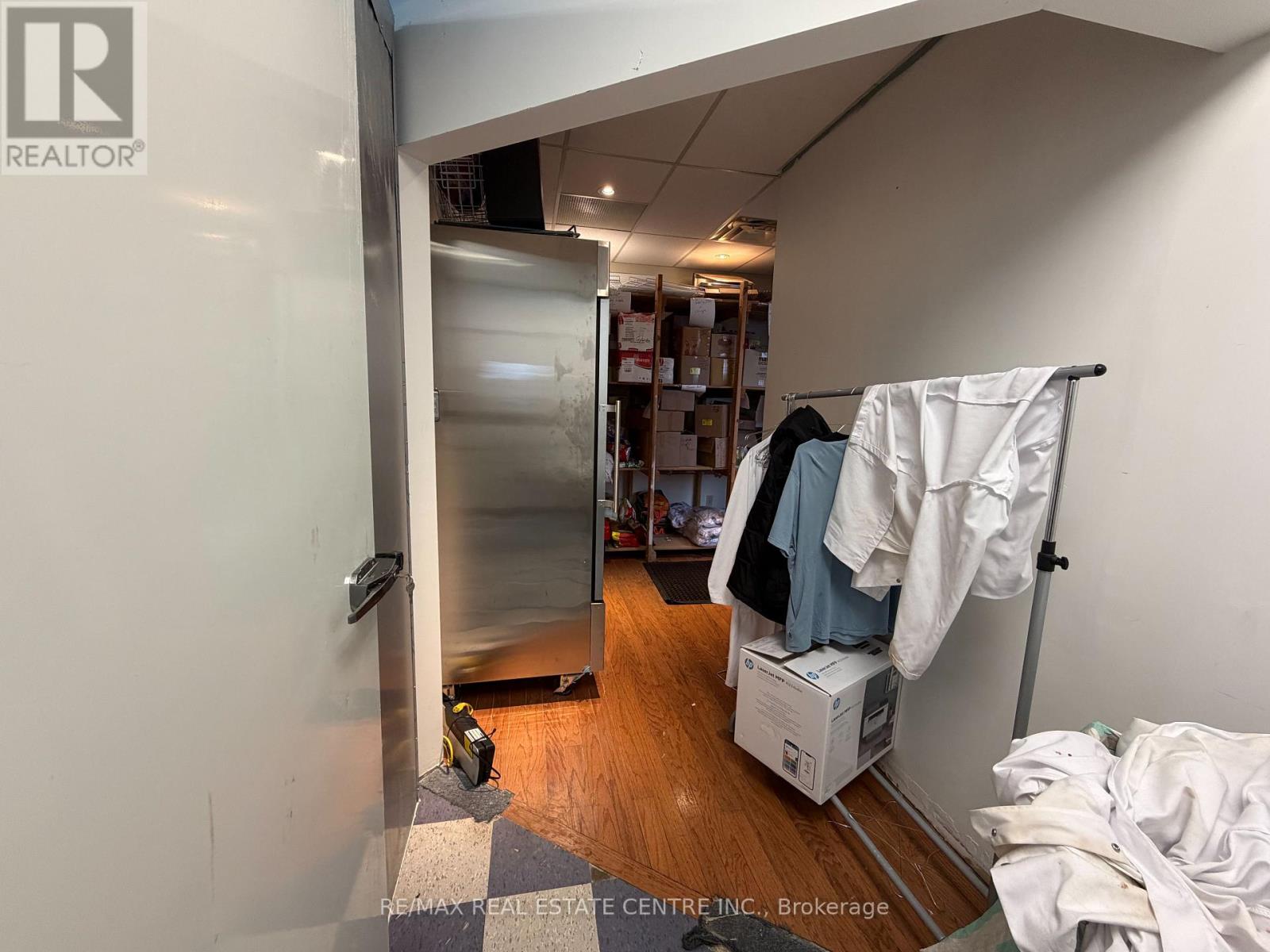 815 Weber Street E, Kitchener, Ontario  N2H 1H5 - Photo 23 - X12585456