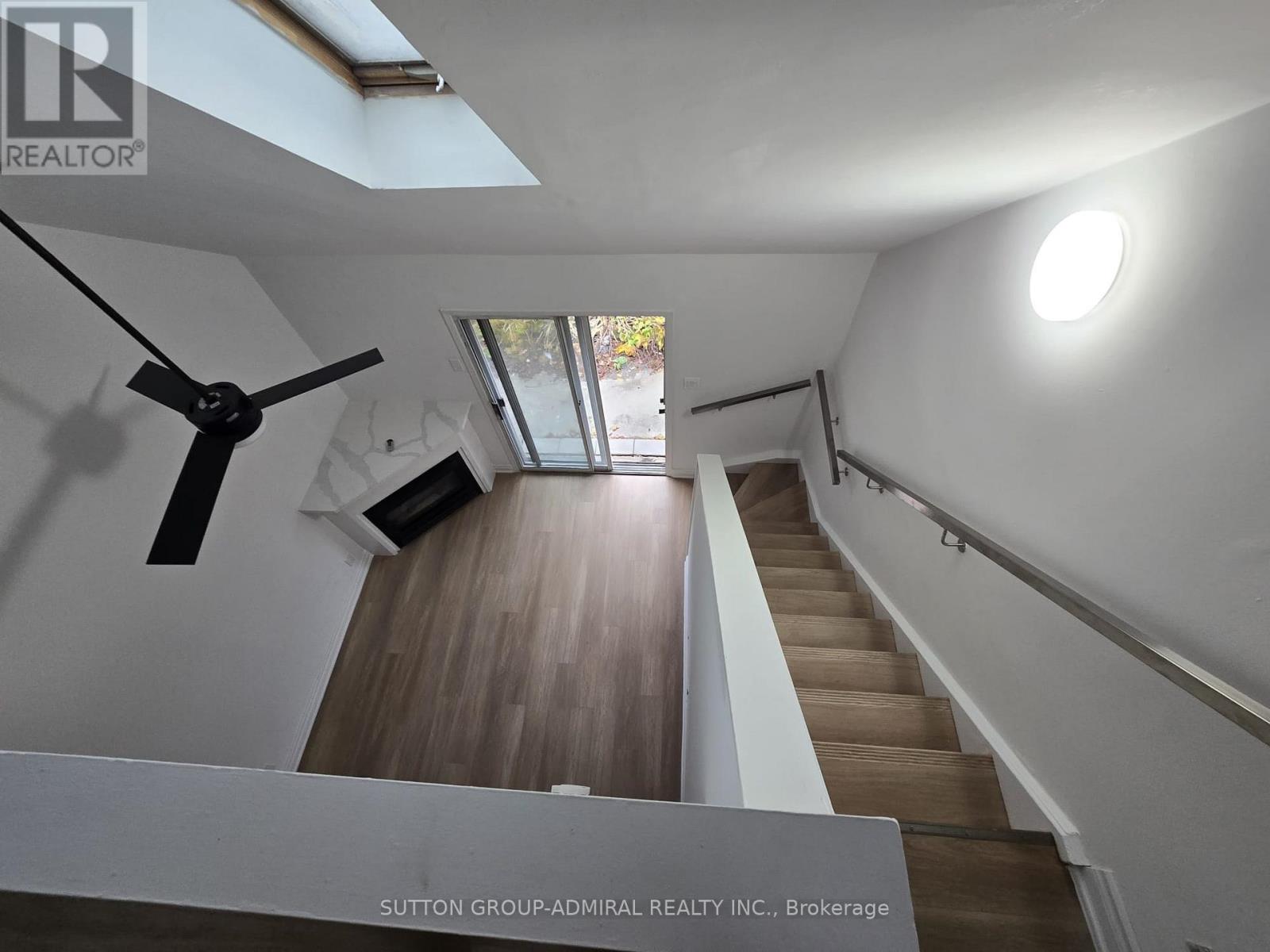 56 - 41 VALLEYVIEW ROAD, Kitchener, Ontario