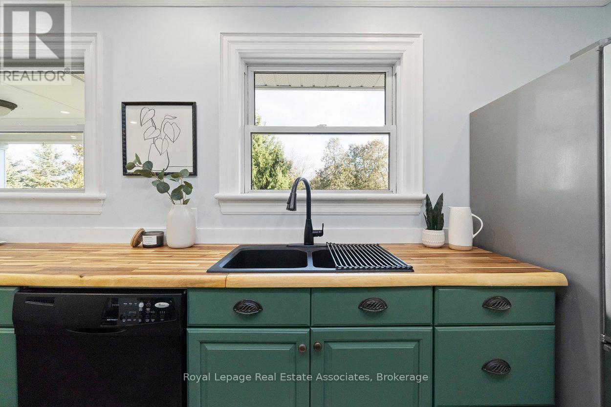 994290 Mono Adjala Townline, Mono, Ontario  L9W 6H5 - Photo 12 - X12585566