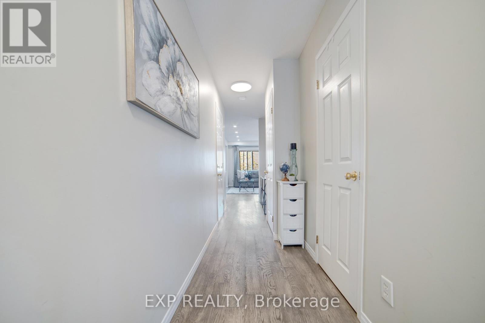 26 - 30 Bryan Court W, Kitchener, Ontario  N2A 4J5 - Photo 4 - X12585596