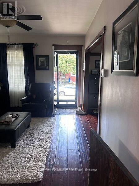 84 Barons Avenue N, Hamilton, Ontario  L8H 5A4 - Photo 3 - X12585598