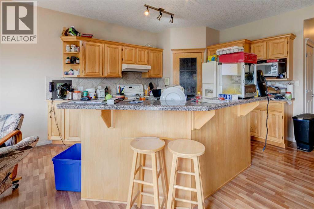 6 Bow Ridge Close, Cochrane, Alberta  T4C 1V8 - Photo 7 - A2222029