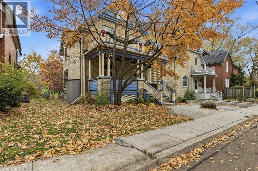 19 Richmond Avenue, Kitchener, Ontario  N2G 1Z1 - Photo 2 - 40767203