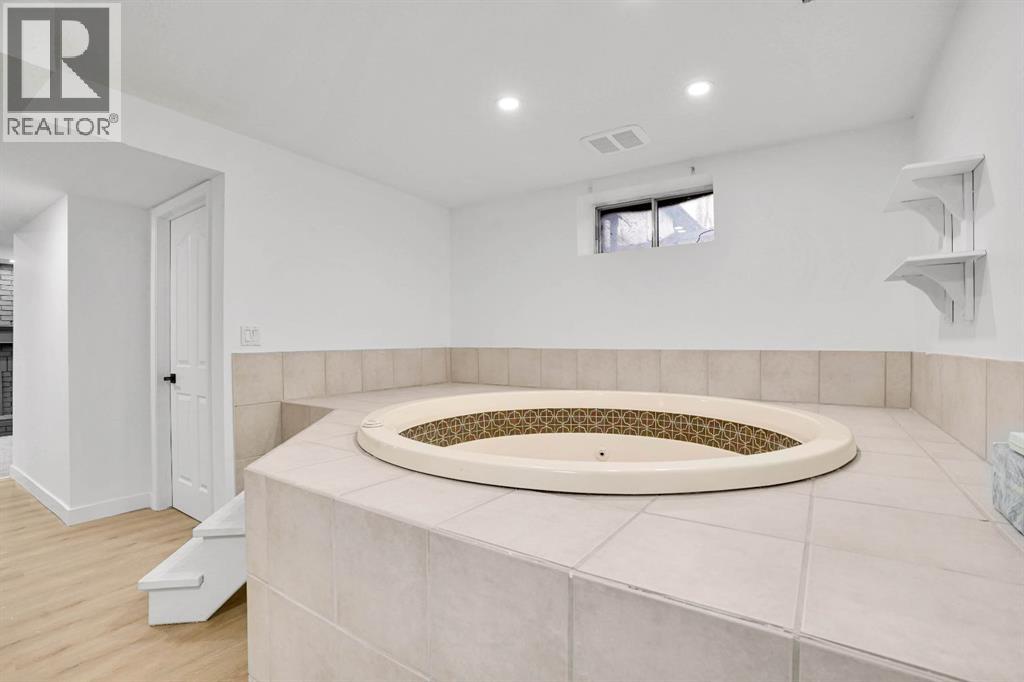 7 Deercrest Way Se, Calgary, Alberta  T2J 5W3 - Photo 40 - A2268307