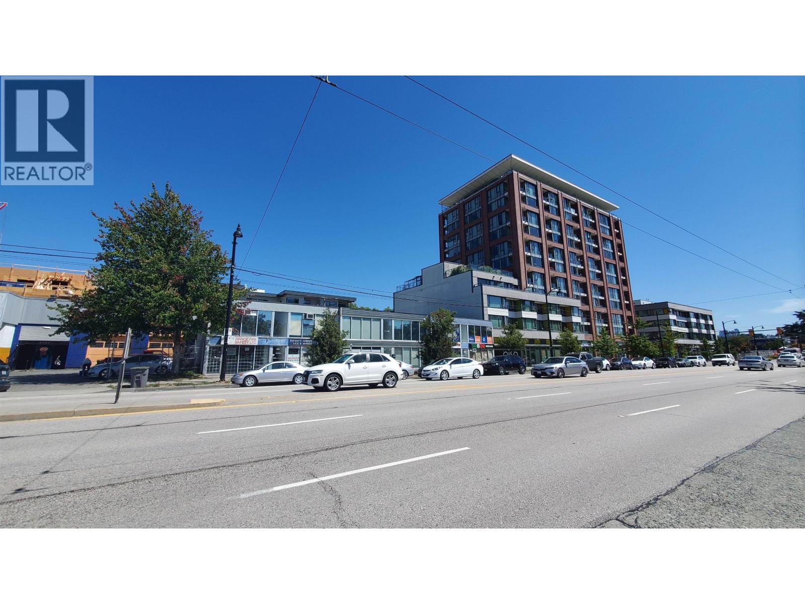 2653 Kingsway, Vancouver, British Columbia V5R 5H4 - Photo 2 - C8074167