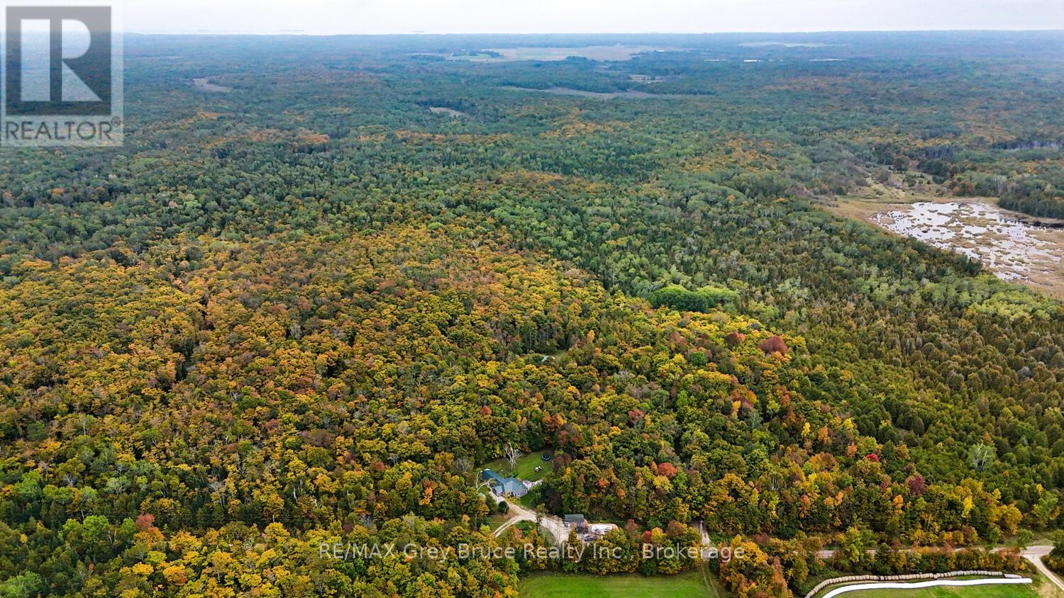 217 Kings Crescent, South Bruce Peninsula, Ontario  N0H 2T0 - Photo 37 - X12585626