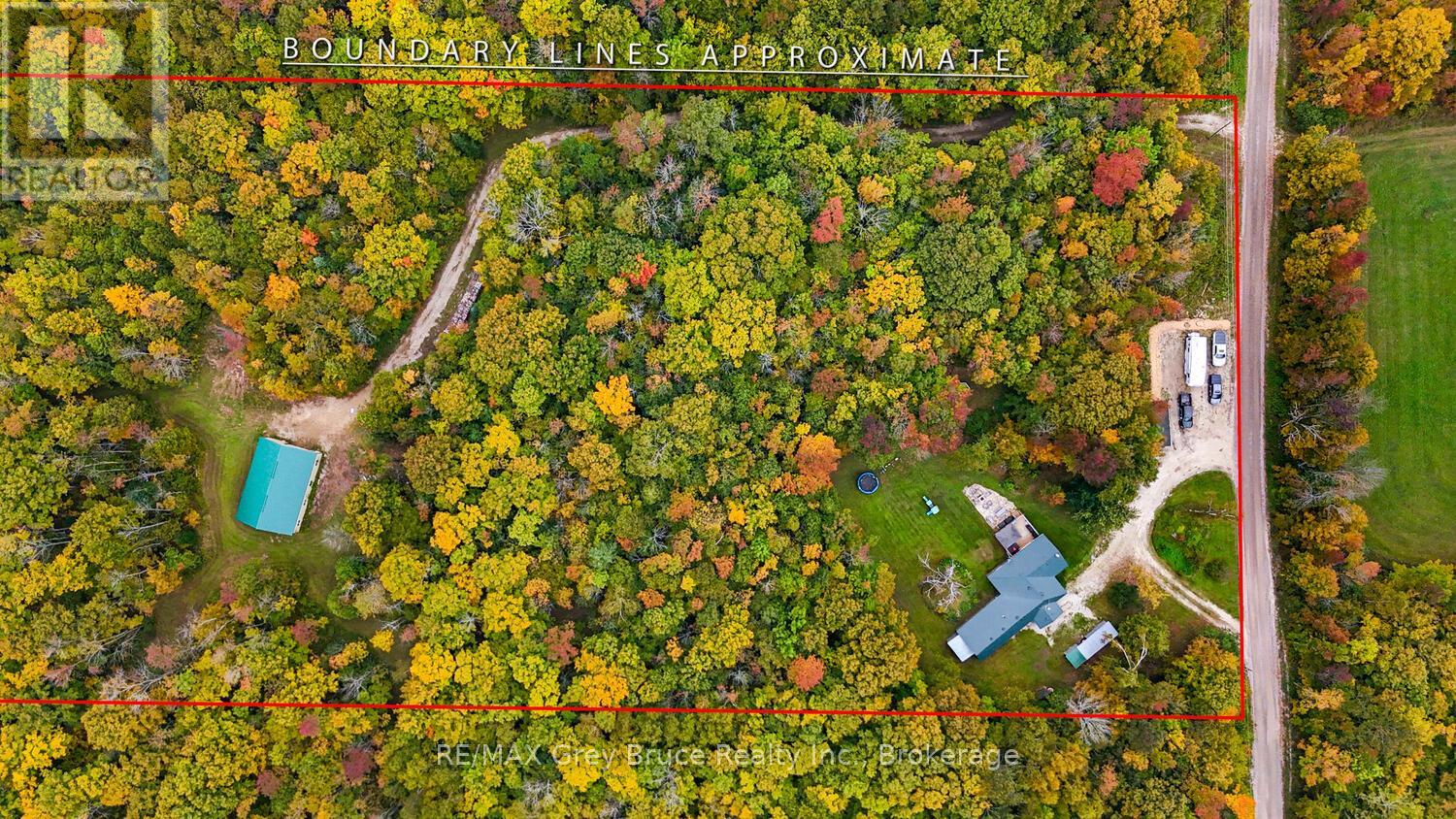 217 Kings Crescent, South Bruce Peninsula, Ontario  N0H 2T0 - Photo 4 - X12585626