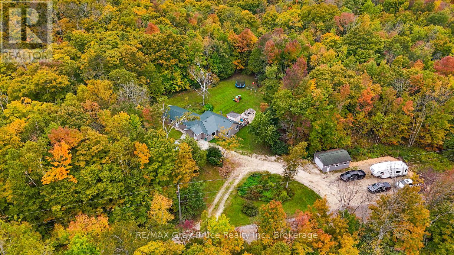 217 Kings Crescent, South Bruce Peninsula, Ontario  N0H 2T0 - Photo 43 - X12585626