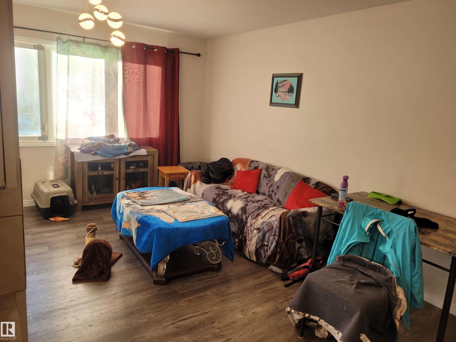 11616 152 Av Nw, Edmonton, Alberta  T5X 1C7 - Photo 5 - E4466975