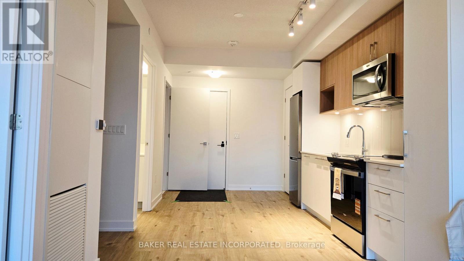 316 - 500 Plains Road E, Burlington, Ontario  L7T 2E1 - Photo 14 - W12538932