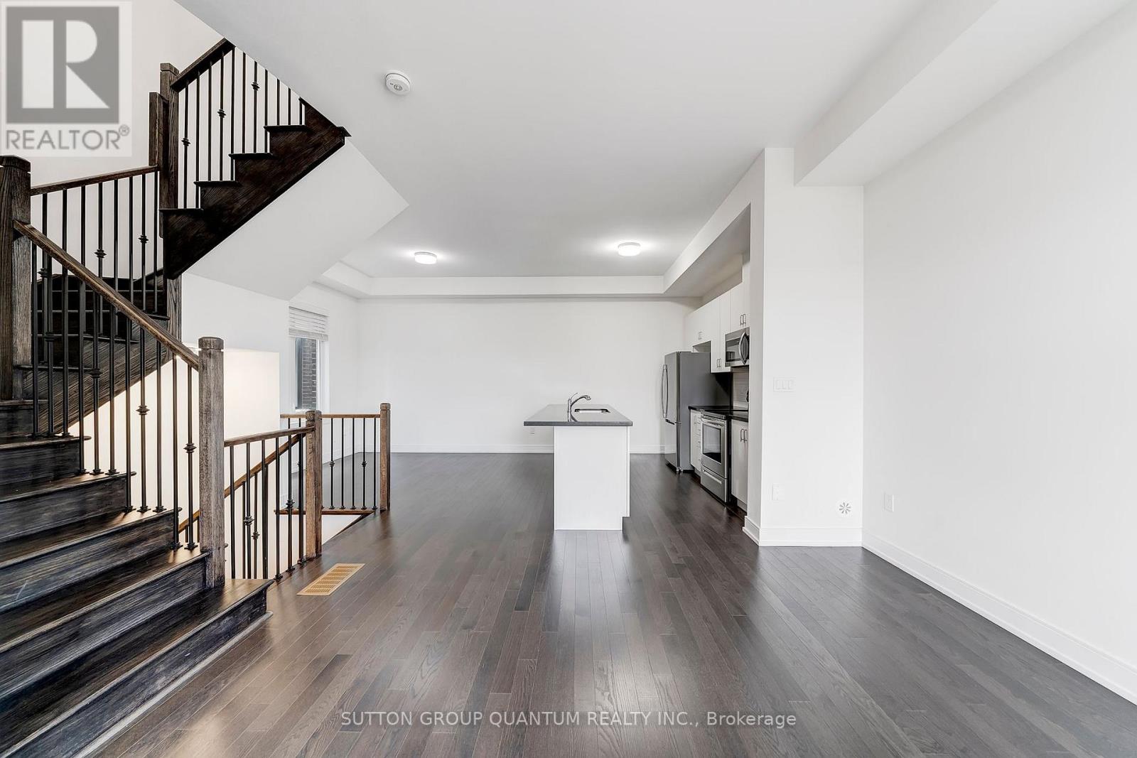 1401 Clarriage Court, Milton, Ontario  L9E 1L6 - Photo 14 - W12545904