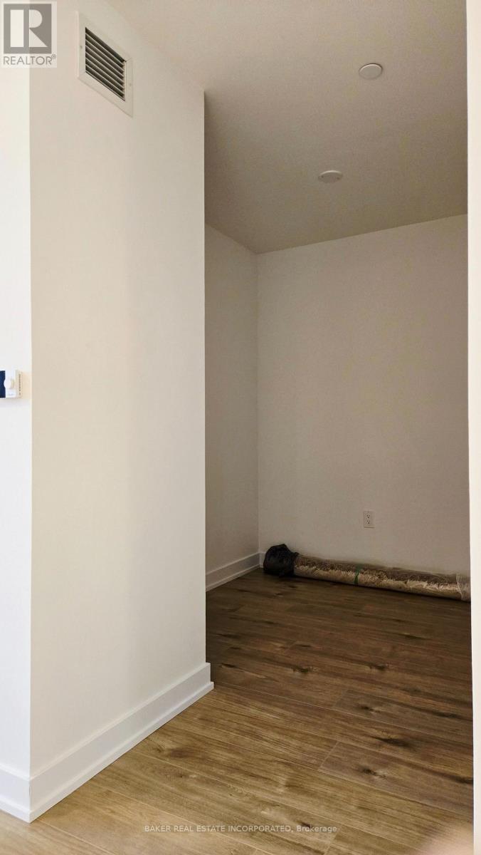 316 - 500 Plains Road E, Burlington, Ontario  L7T 2E1 - Photo 18 - W12538932