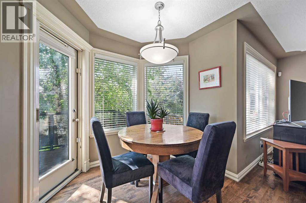 41 Strathridge Crescent Sw, Calgary, Alberta  T3H 3R9 - Photo 12 - A2271612