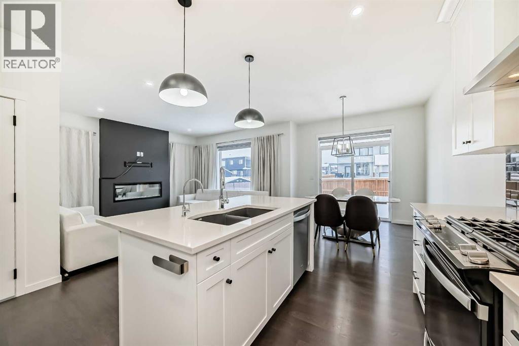 31 Creekside Grove Sw, Calgary, Alberta  T2X 4A8 - Photo 10 - A2272984