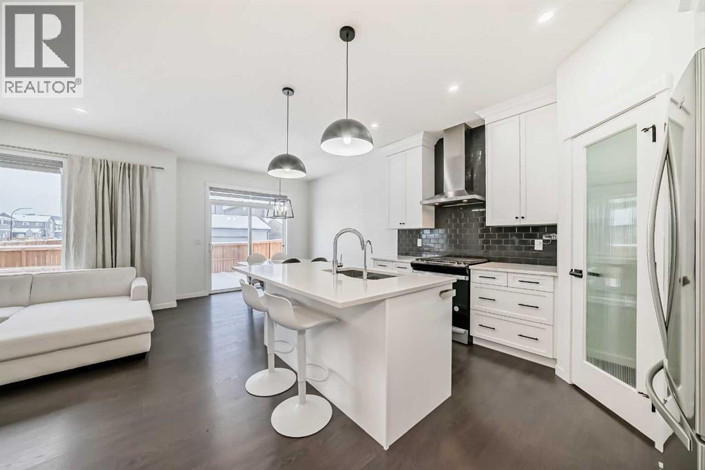 31 Creekside Grove Sw, Calgary, Alberta  T2X 4A8 - Photo 9 - A2272984