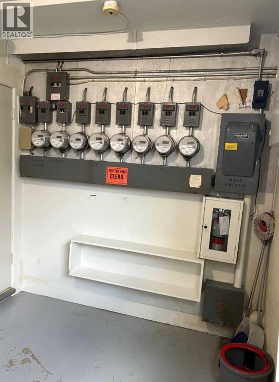 2208 20 Avenue Nw, Calgary, Alberta  T2M 1J2 - Photo 11 - A2273108