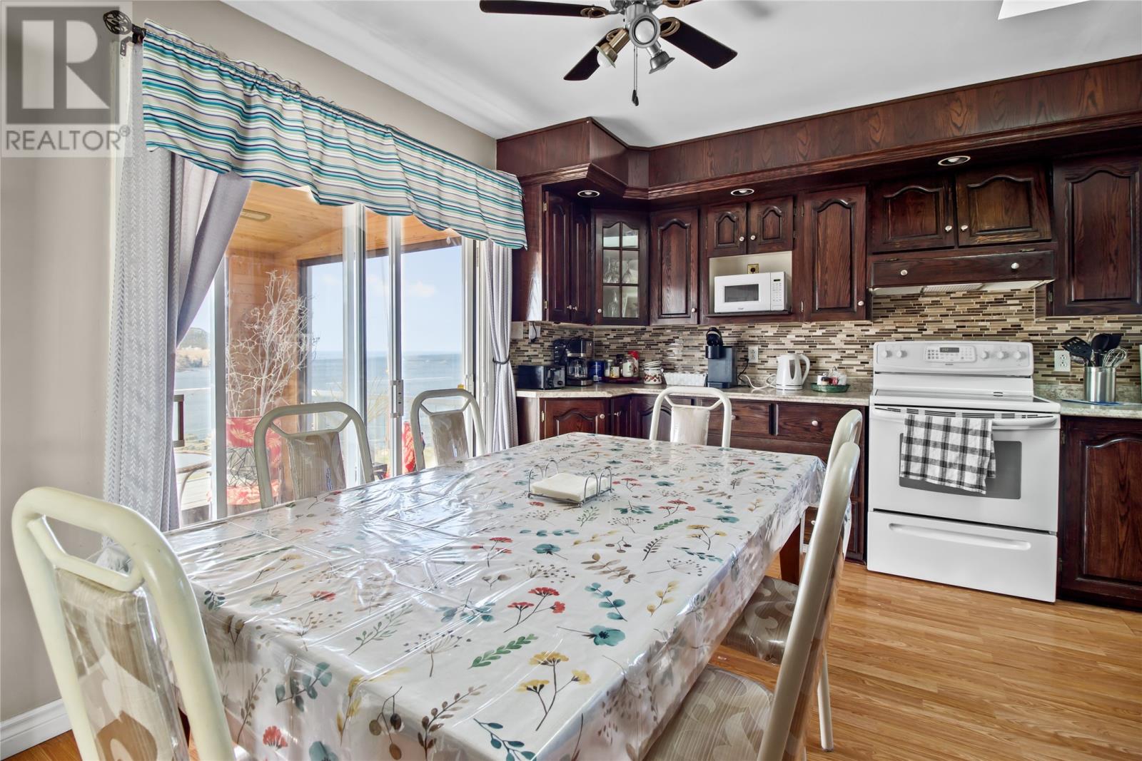 592 Main Road, Pouch Cove, Newfoundland & Labrador  A0A 3L0 - Photo 16 - 1292999