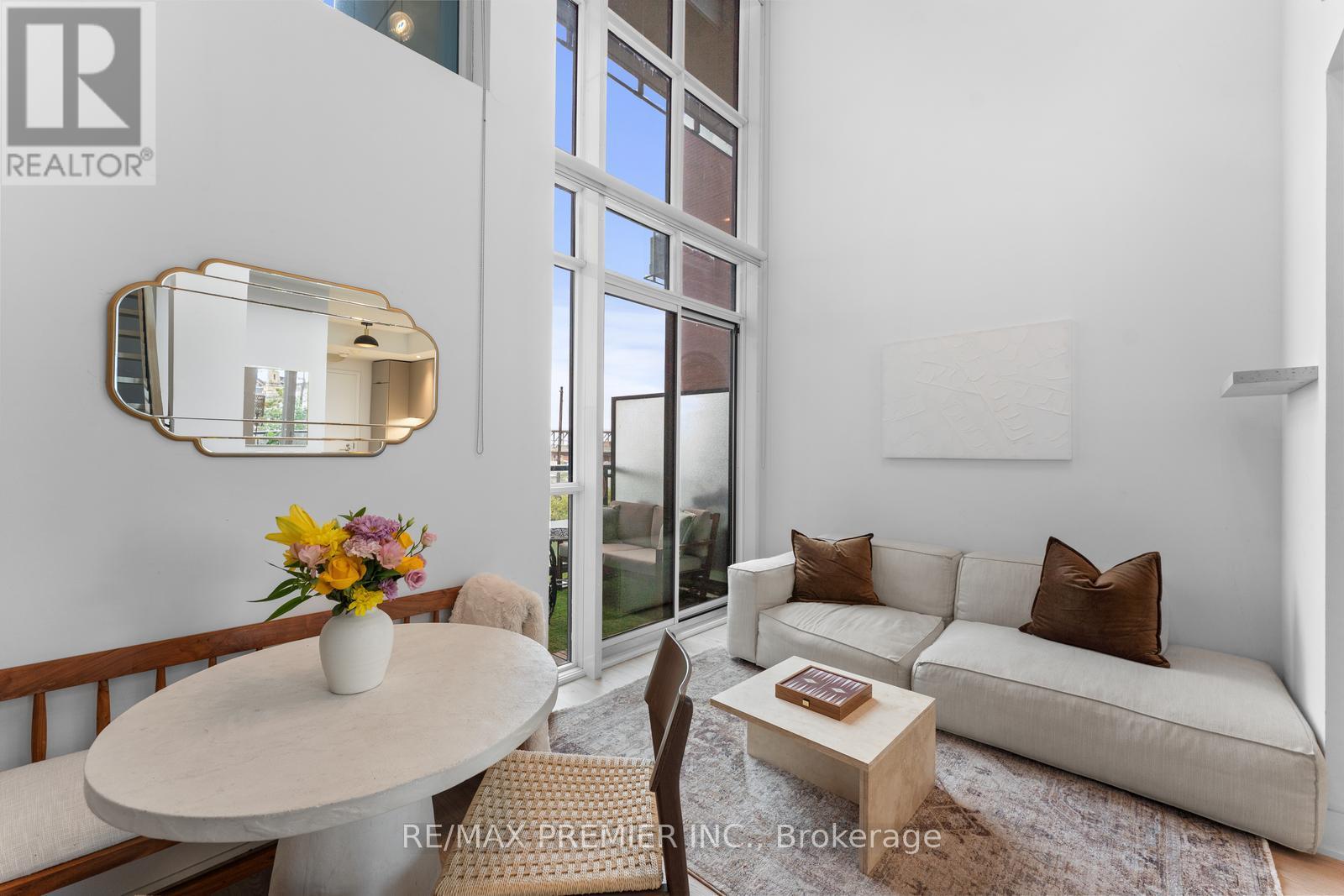 301 - 5 Hanna Avenue, Toronto, Ontario  M6K 1W8 - Photo 16 - C12585722