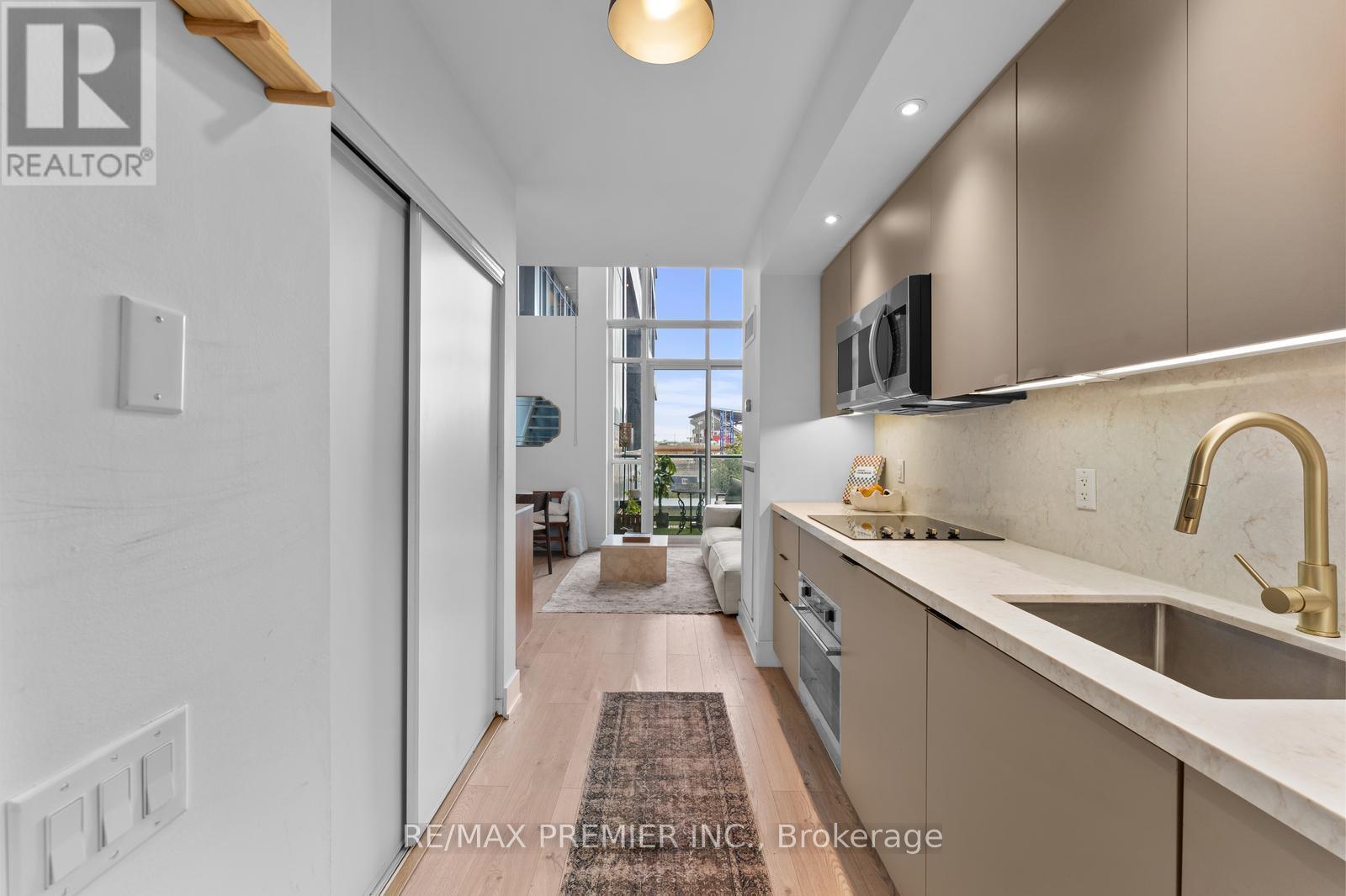 301 - 5 Hanna Avenue, Toronto, Ontario  M6K 1W8 - Photo 6 - C12585722