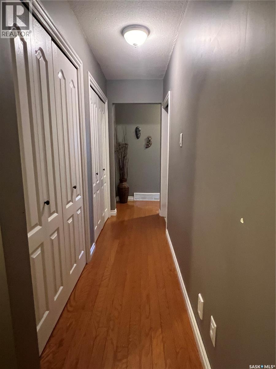 235 George Crescent, Esterhazy, Saskatchewan  S0A 0X0 - Photo 18 - SK024847