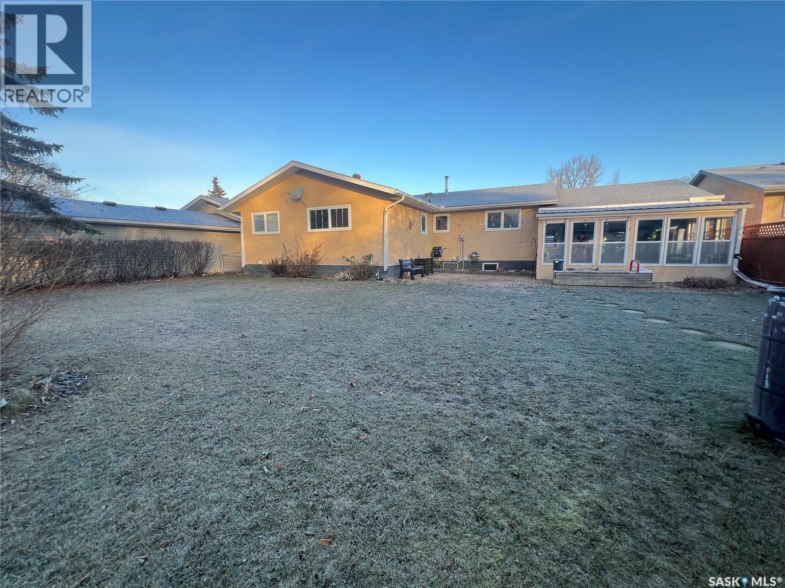 235 George Crescent, Esterhazy, Saskatchewan  S0A 0X0 - Photo 27 - SK024847