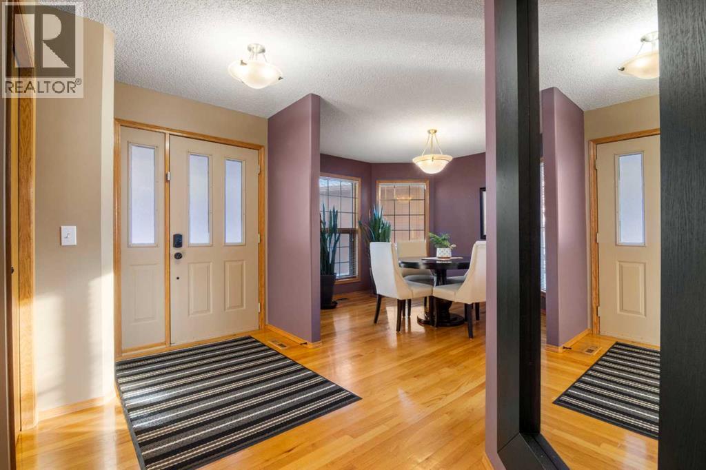 2331 Morris Crescent Se, Airdrie, Alberta  T4A 2A3 - Photo 3 - A2272342