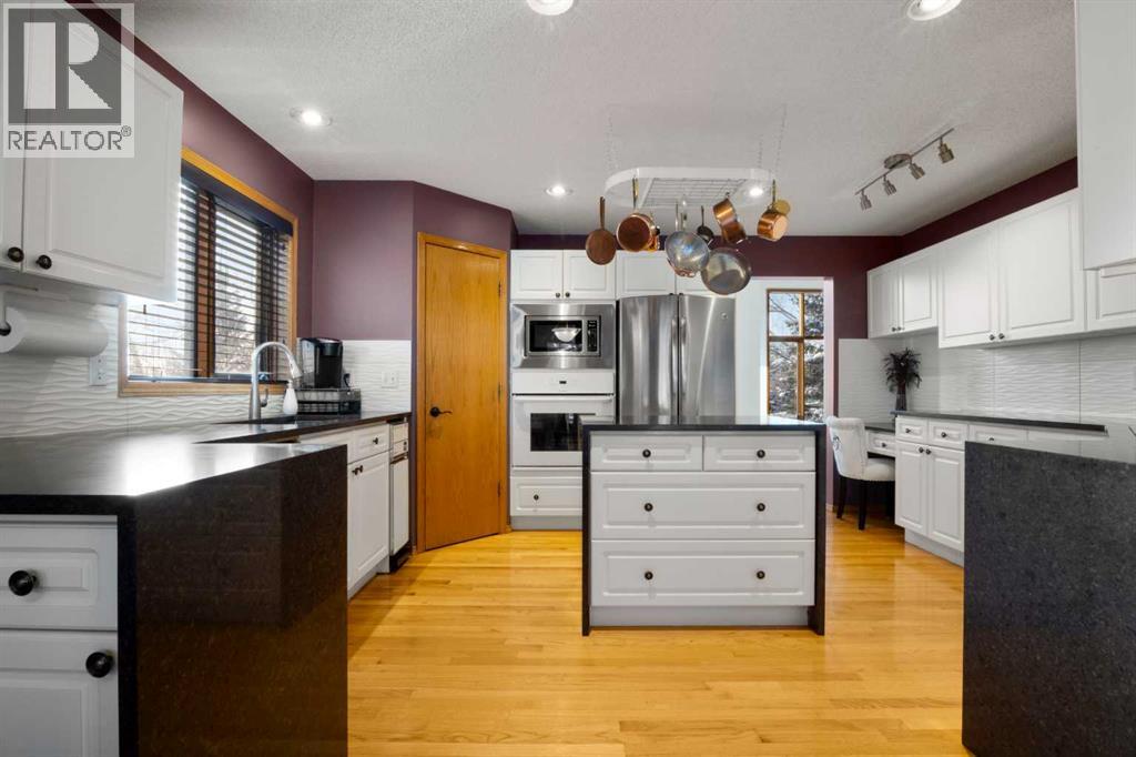 2331 Morris Crescent Se, Airdrie, Alberta  T4A 2A3 - Photo 5 - A2272342