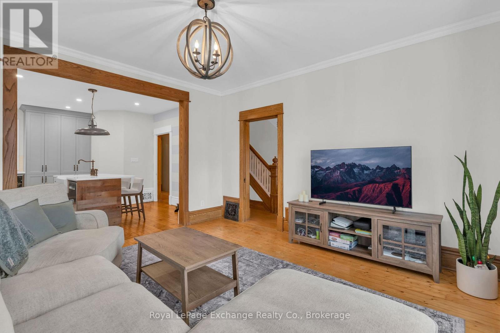 412 Main Street W, King (Schomberg), Ontario  L0G 1T0 - Photo 12 - N12585904