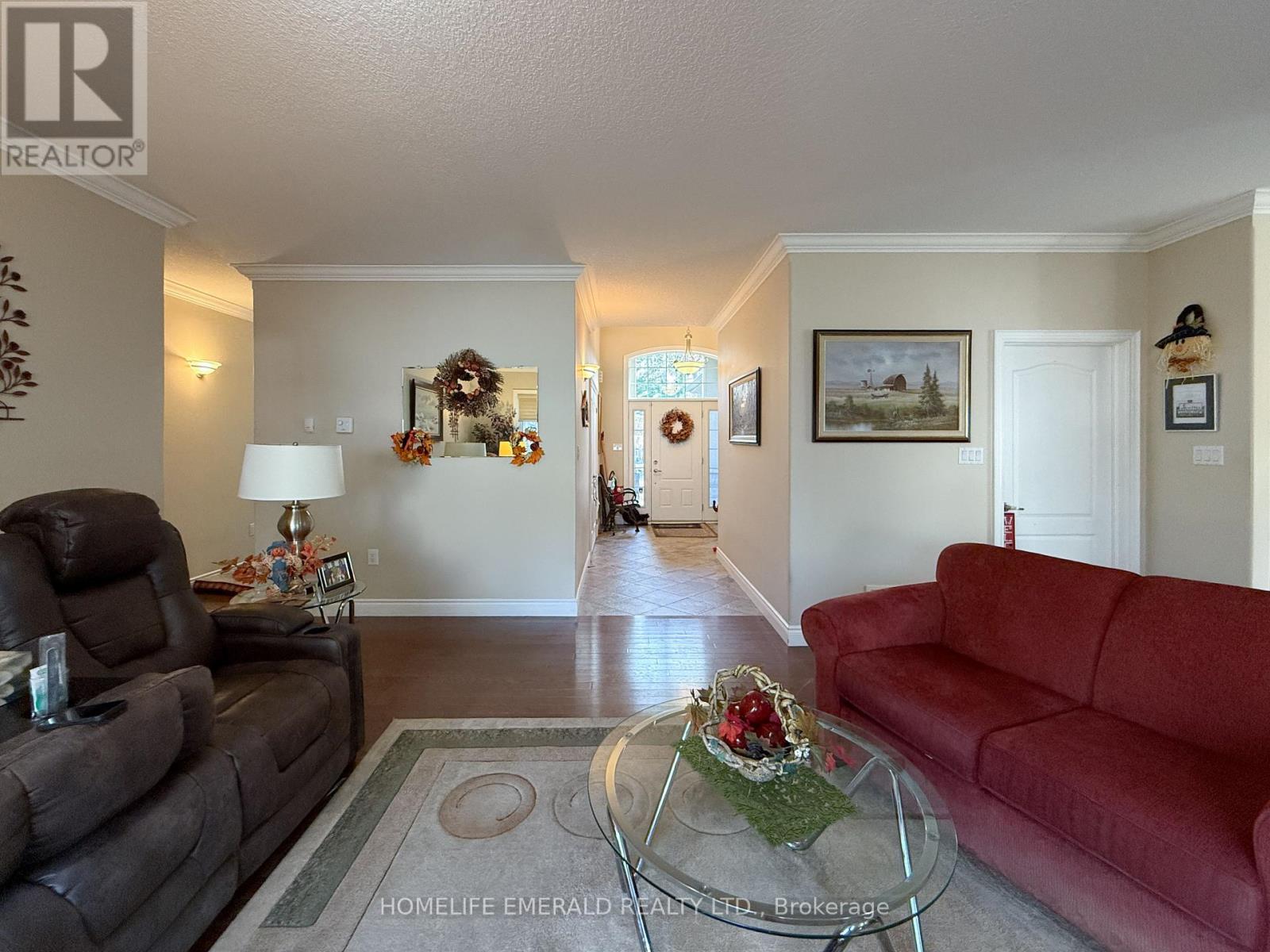 17 Tree Top Street, Essa, Ontario  L0M 1B2 - Photo 10 - N12585604