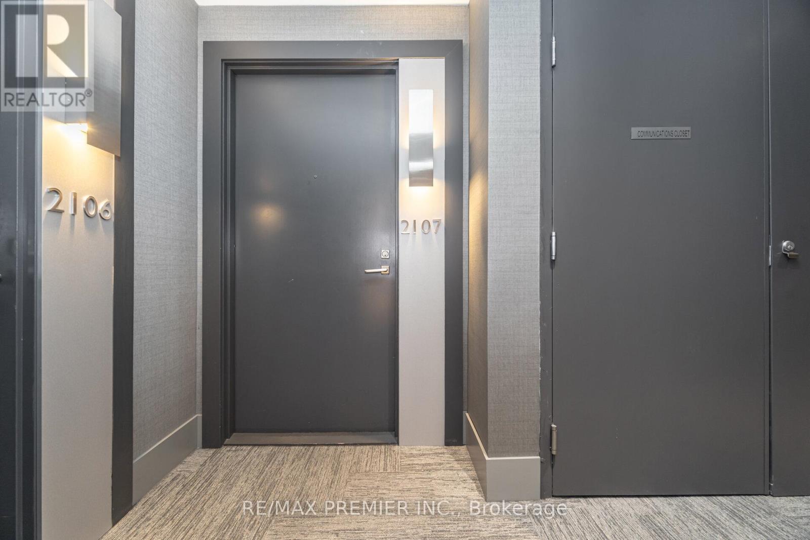 2107 - 2916 Highway 7 Road, Vaughan, Ontario  L4K 0K6 - Photo 3 - N12585644