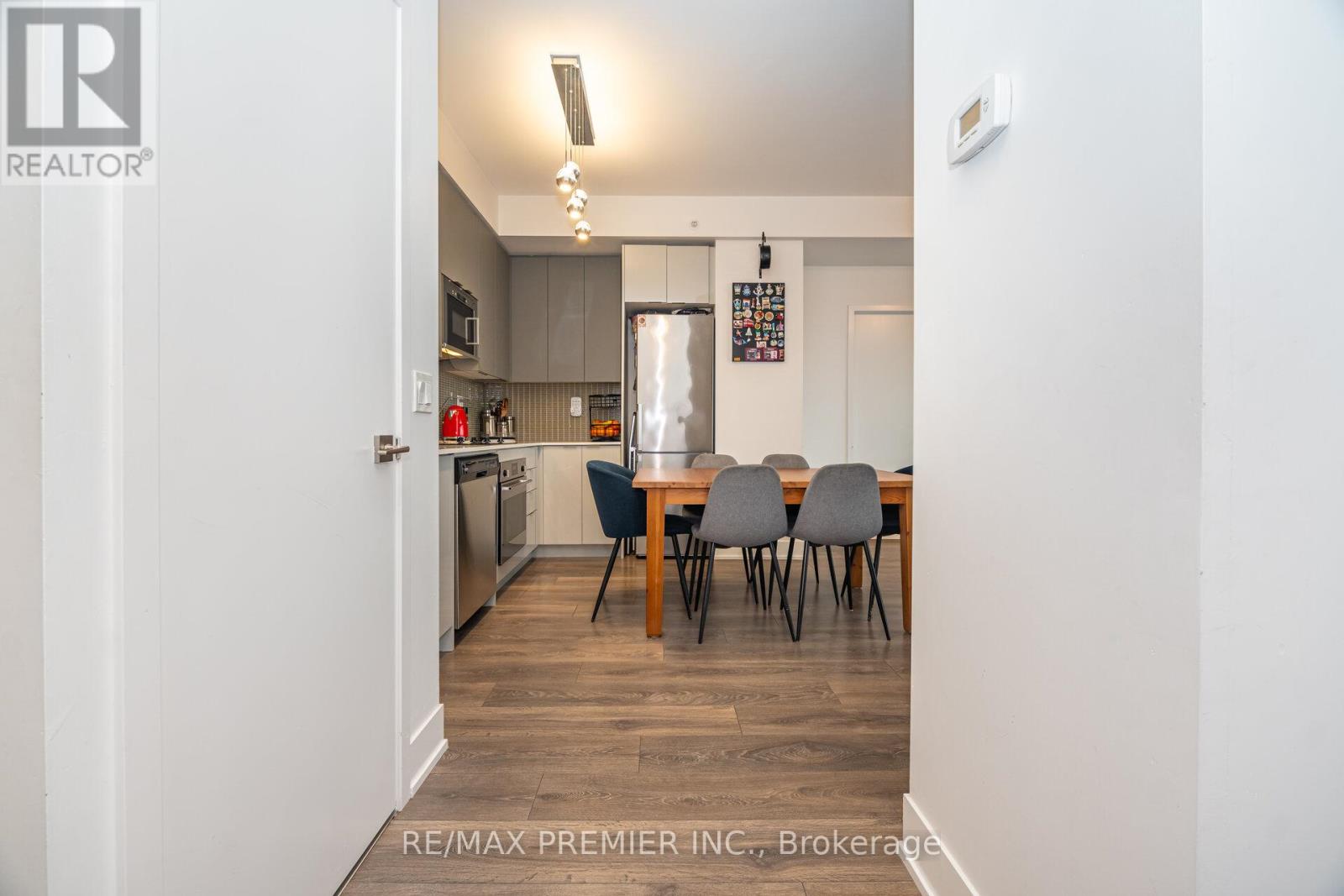 2107 - 2916 Highway 7 Road, Vaughan, Ontario  L4K 0K6 - Photo 5 - N12585644