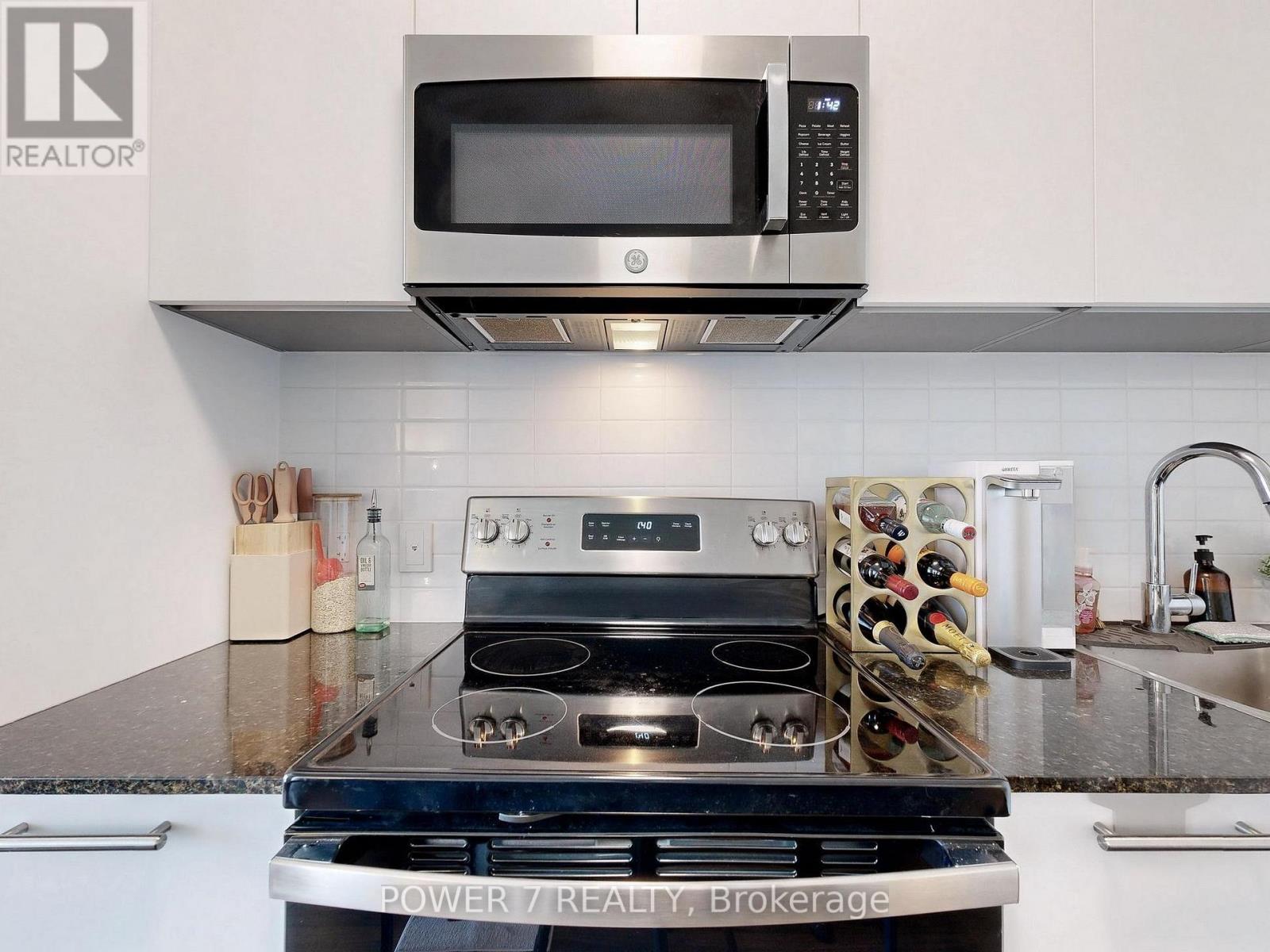 337 - 101 Cathedral High Street, Markham, Ontario  L6C 3L8 - Photo 13 - N12585646