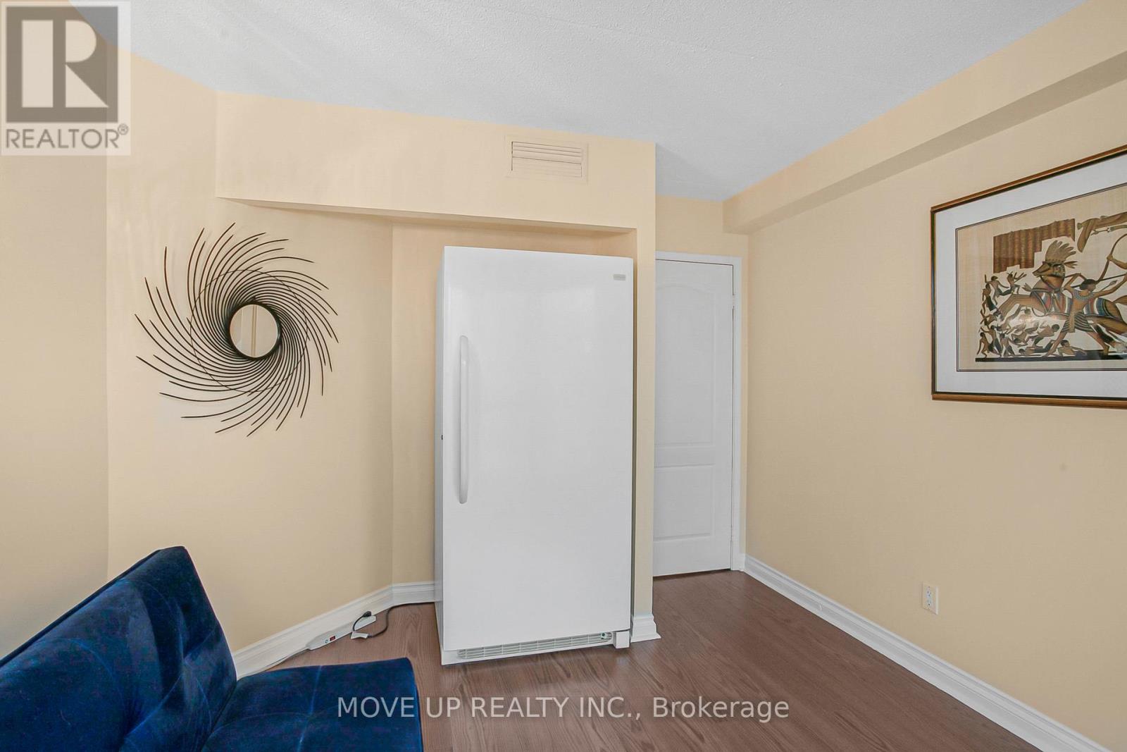 203 - 249 Major Mackenzie Drive E, Richmond Hill, Ontario  L4C 9M8 - Photo 18 - N12585676